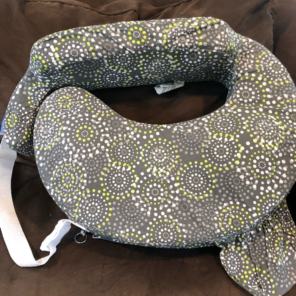 My Brest Friend Nursing Pillow